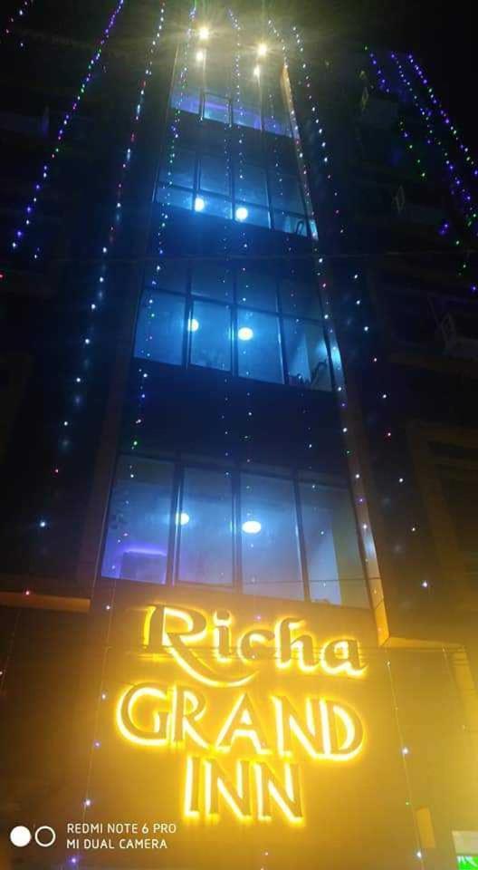 Hotel O Richa Grand Lucknow Exteriör bild